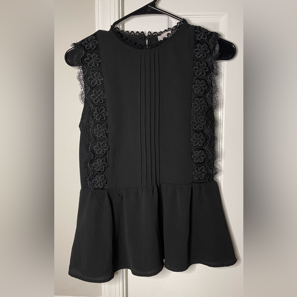 Black Sleeveless Floral Print Blouse